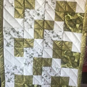 NWT Hand Crafted Quilt